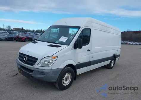 2012 Mercedes-Benz Sprinter 2500 High Roof из США, поврежденный, VIN WD3PE8CB3C5708207